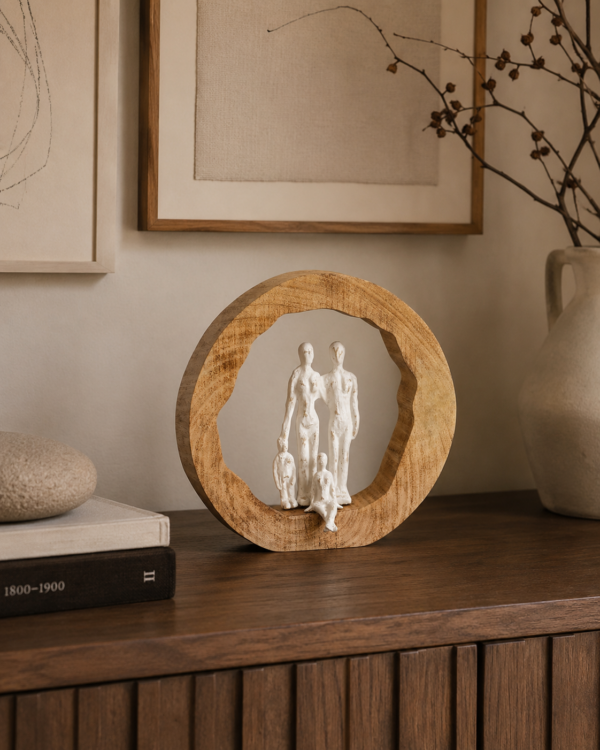 10899 Figuur Familie Naturel/Wit