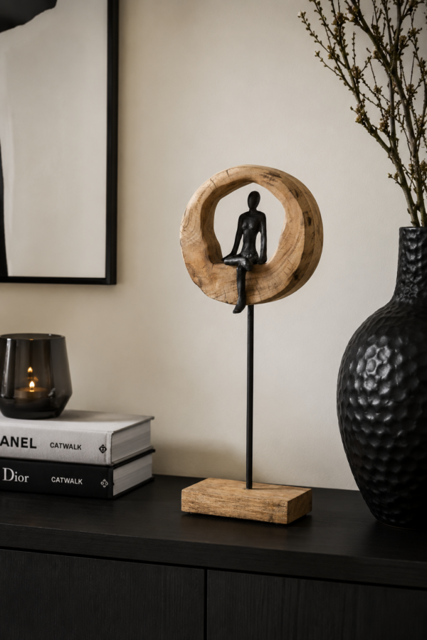 Figuur Denk Ring Hoog Zwart