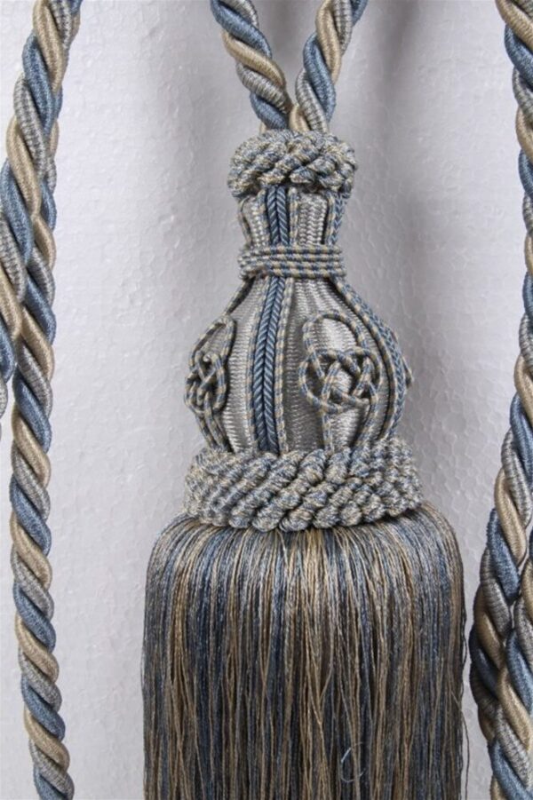 2226 Tassel hangend XL 75 cm