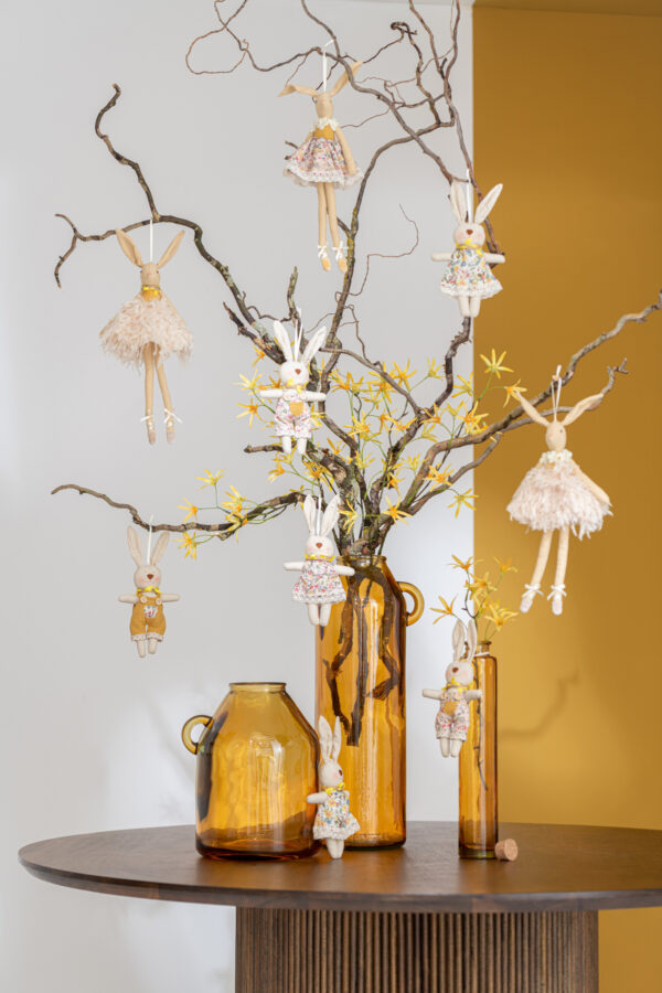 31477-5.jpg Eettafel Vincent Mangohout Bruin