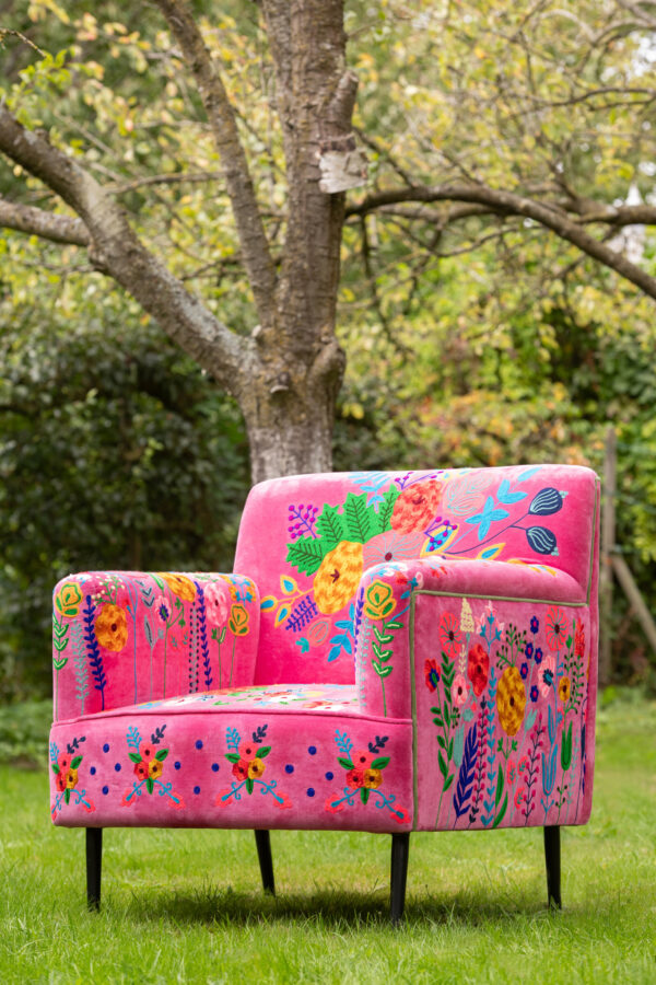 61966-6.jpg Fauteuil Bloemen Mangohout Fuchsia - J-line