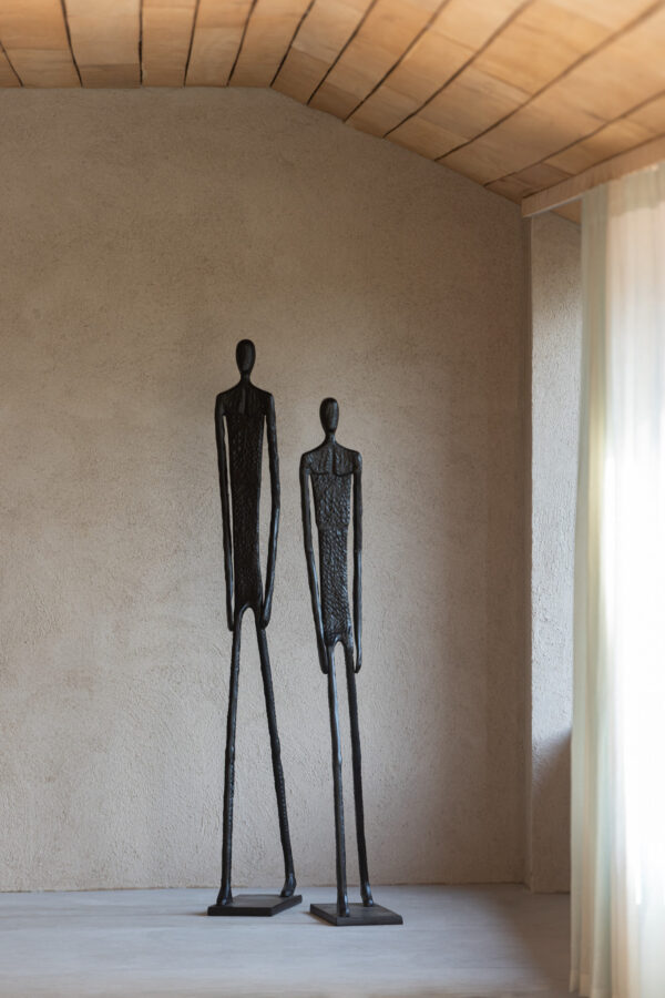 Wandelende figuren Zwart J-line