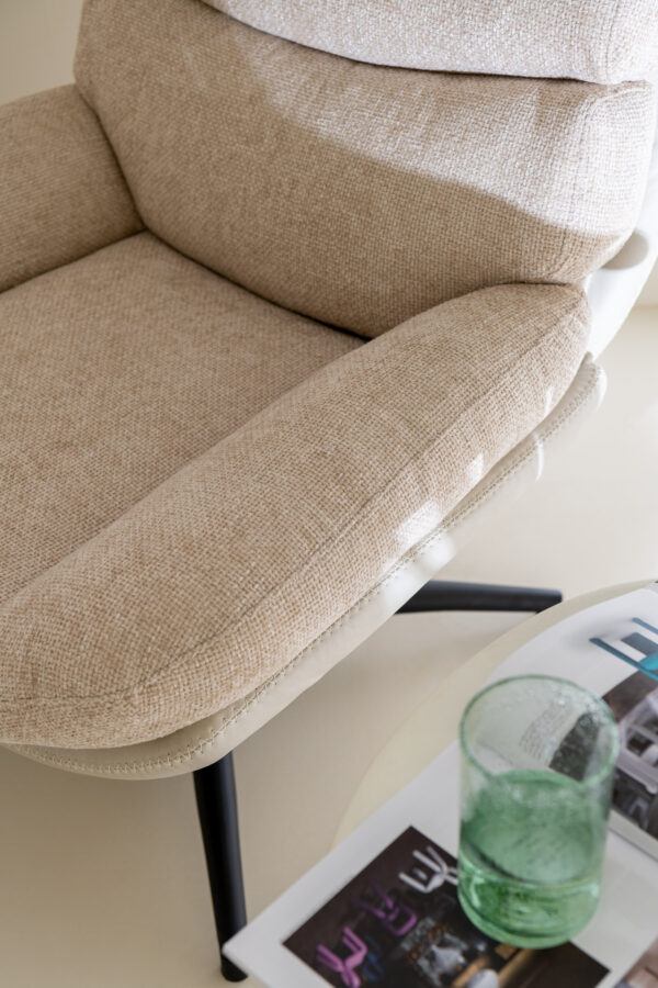 Relaxstoel + Voetenbank Beige