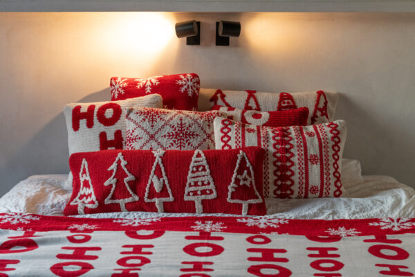 Set van 2 kussens met sneeuwvlokken, rood/wit